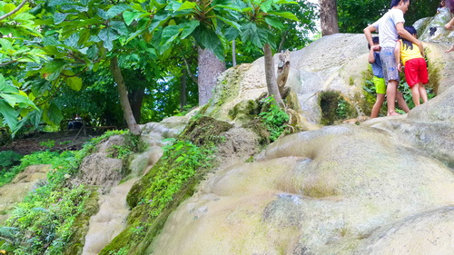 bua tong waterfall, sticky waterfall, buatong sticky waterfall