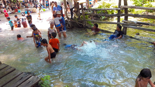 bua tong waterfall, sticky waterfall, buatong sticky waterfall