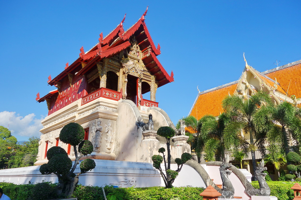 wat phra singh, phra singh temple, wat phra singh chiang mai, phra singh temple chiang mai