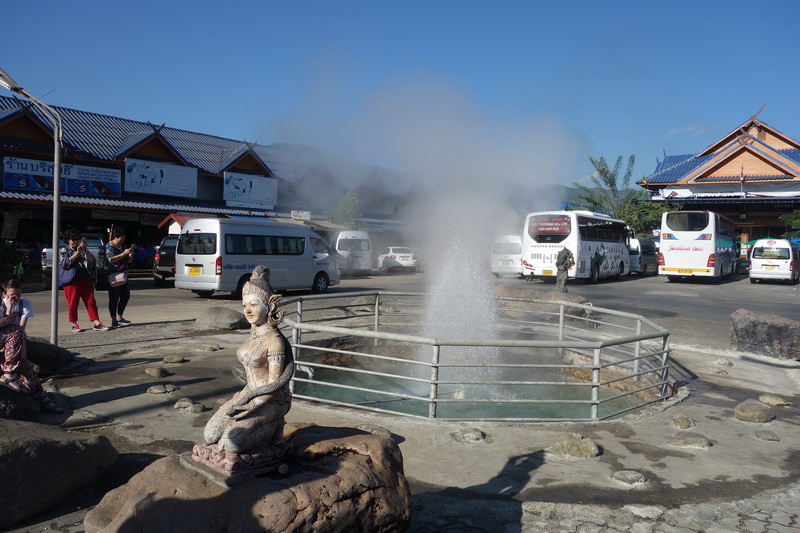 mae kha chan hot springs, maekachan hot springs, mae kha chan hot spring, mae kajan hot spring, mae kajan hot springs