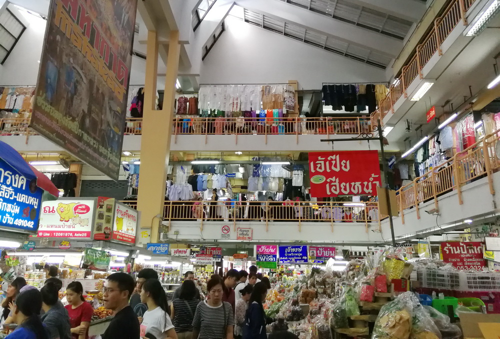 kad luang, warorot market, chiang mai market