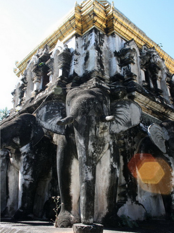 wat chiang man, chiang man temple