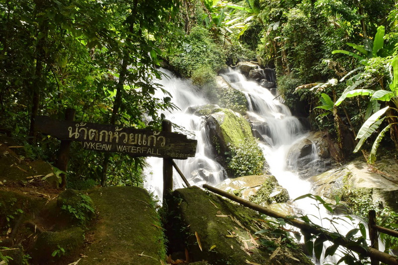 huay kaew waterfall, namtok huay kaew, huay kaew waterfall chiang mai