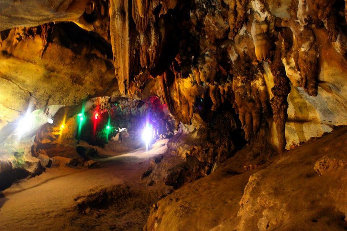 chiang dao cave, chiangdao cave, tham chiang dao, tham chiangdao, caves in chiang mai, chiang mai caves