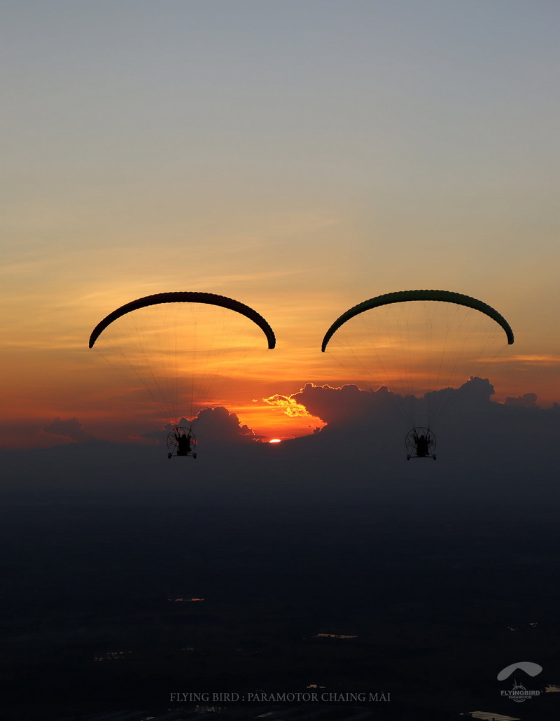 chiang mai paramotor, chiang mai flying paramotor, play paramotor in chiang mai, paramotor in chiang mai, flying paramotor in chiang mai, fly paramotor in chiang mai, adventure in chiang mai, chiang mai tour agency