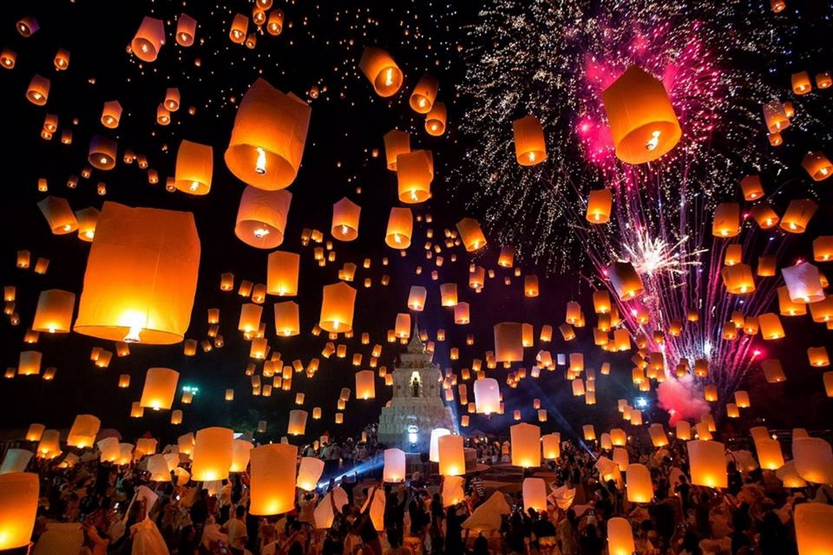 loi krathong regional names, loi krathong variants, loi krathong across regions, loi krathong tradition names, regional loi krathong festivities, regional loi krathong celebrations