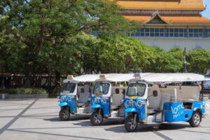 tuk tuk chiang mai, chiang mai tuk tuk tour, tuk tuk tour chiang mai, tuk tuk tour chiang mai city, chiang maicity by tuk tuk, chiang mai city half day tuk tuk tour