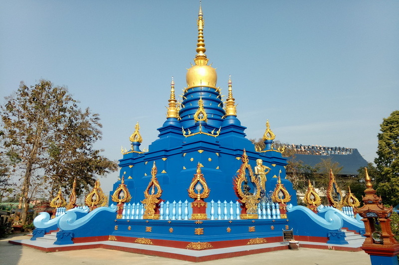 blue temple, blue temple chiang rai, wat rong suea ten, wat rong sueaten, rong suea ten temple, rong sueaten temple, the blue temple, the blue temple chiang rai