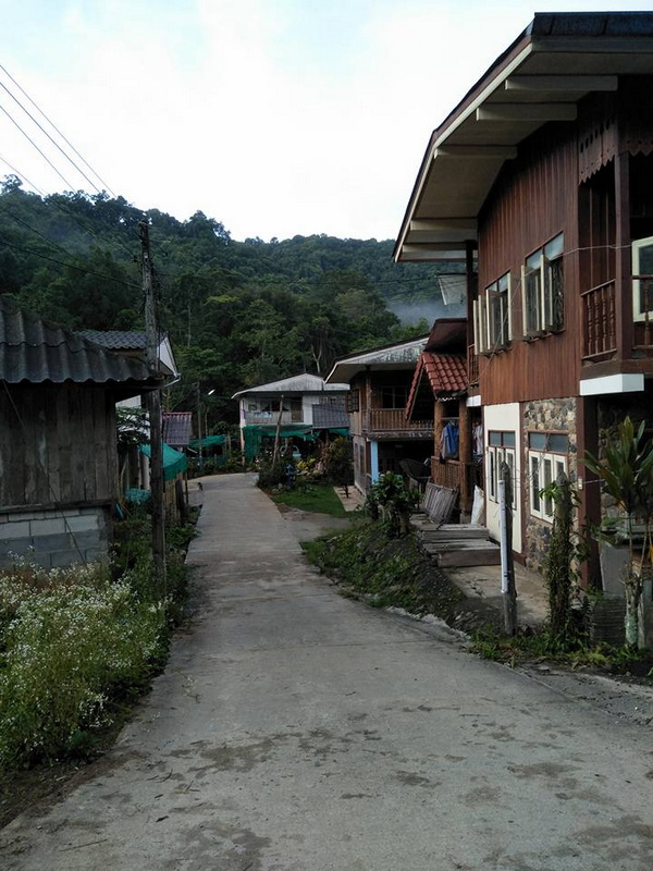 pang hai village, ban pang hai, baan pang hai, thep sadet, pang hai