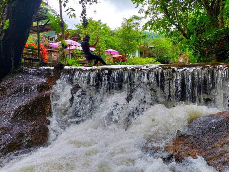 pang hai village, ban pang hai, baan pang hai, thep sadet, pang hai