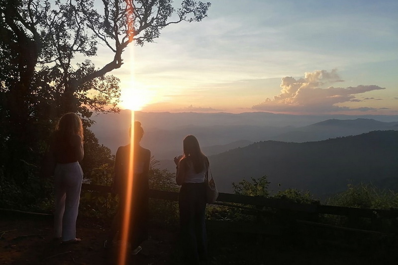 doi suthep sunrise tour