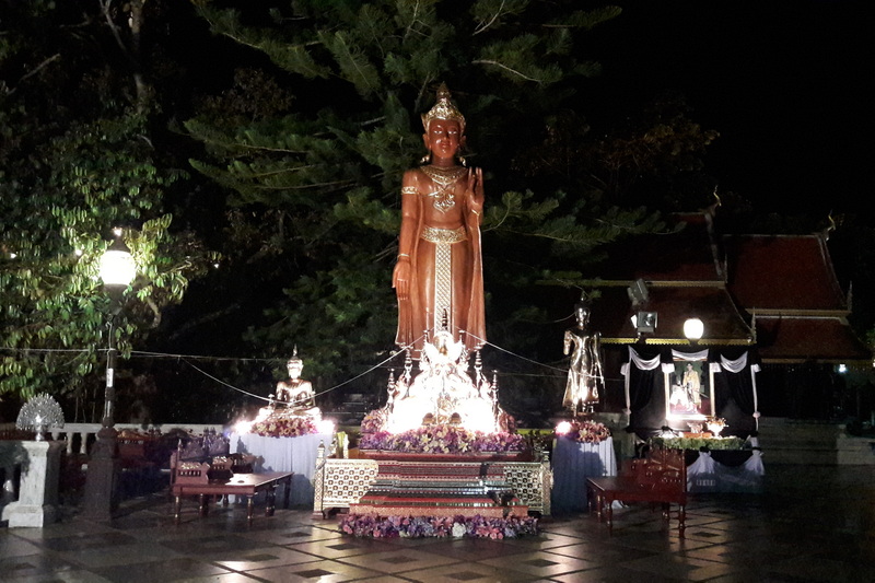 doi suthep temple, wat phrathat doi suthep, wat doi suthep, doi suthep, phrathat doi suthep, night tour doi suthep