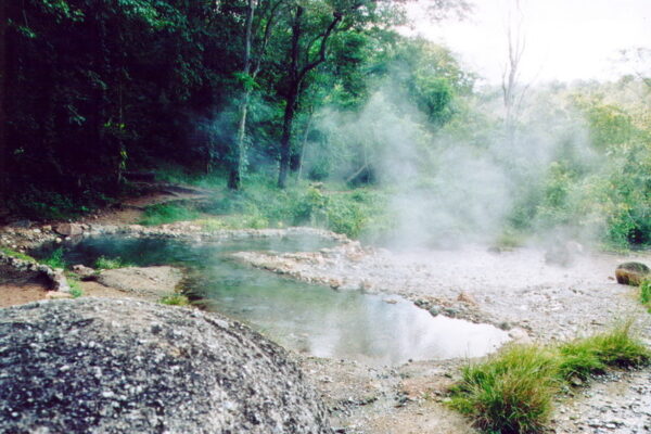 tha pai hot spring, pong nam ron tha pai, ta pai hot spring, tha pai hot springs